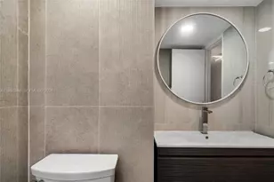 6061 Collins Ave, Miami Beach, FL 33140 - Photo 35