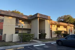 5510 N Lakewood Cir N, Margate, FL 33063 - Photo 1