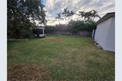 6710 SW 48th St, Miami, FL 33155 - Photo 11