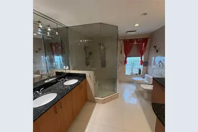 101 S Royal Poinciana Blvd, Miami Springs, FL 33166 - Photo 15