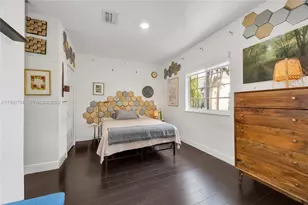 3233 Gifford Ln, Coconut Grove, FL 33133 - Photo 11