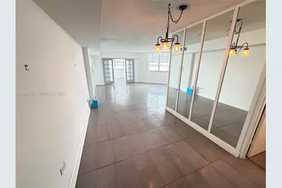 801 Brickell Bay Dr #761, Miami, FL 33131 - Photo 9