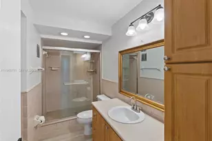 301 Racquet Club Rd, Weston, FL 33326 - Photo 11