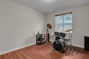 4209 Pinewood Ln, Weston, FL 33331 - Photo 39