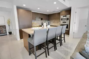 7661 NW 107th Ave, Doral, FL 33178 - Photo 11