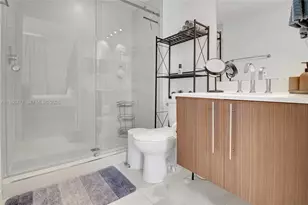 7661 NW 107th Ave, Doral, FL 33178 - Photo 23