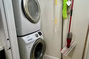 15263 SW 169th Ln, Miami, FL 33187 - Photo 23