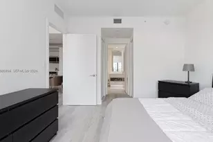 45 SW 9th St, Miami, FL 33130 - Photo 7