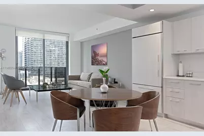 45 SW 9th St #1805, Miami, FL 33130 - Photo 1