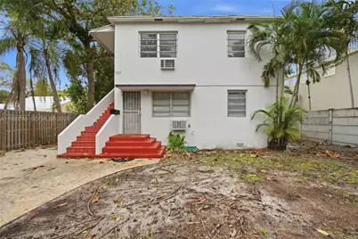 3265 Franklin Ave #Downstairs, Miami, FL 33133 - Photo 13