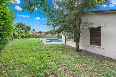 4264 NW 95th Ter, Sunrise, FL 33351 - Photo 27