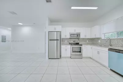 14885 NE 7th Ave #14883, Miami, FL 33161 - Photo 15