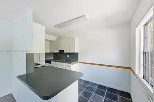 815 NE 28th St, Wilton Manors, FL 33334 - Photo 9