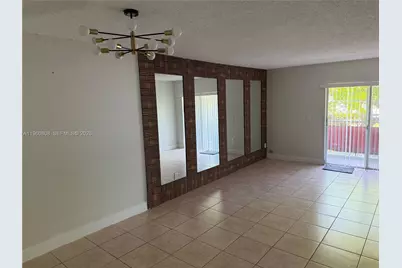 13685 NE 10th Ave #210, North Miami, FL 33161 - Photo 3
