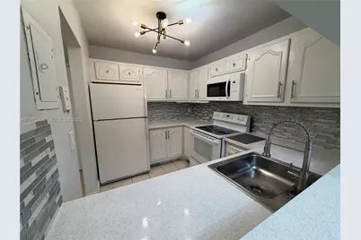 13685 NE 10th Ave #210, North Miami, FL 33161 - Photo 15