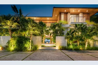 625 Reinante Ave, Coral Gables, FL 33156 - Photo 1