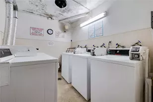 1661 SW 3rd St, Miami, FL 33135 - Photo 19