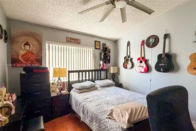 20816 NW 3rd Ln, Pembroke Pines, FL 33029 - Photo 11