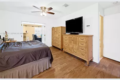 11905 SW 48th Ct, Cooper City, FL 33330 - Photo 17