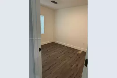 224 NW 57th St #B, Miami, FL 33127 - Photo 7