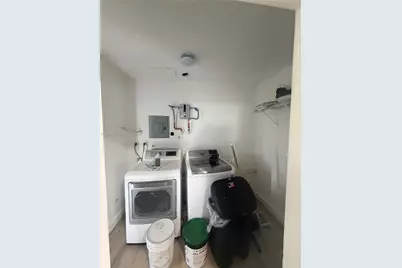 17821 NW 79th Pl, Hialeah, FL 33015 - Photo 9