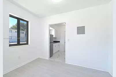 811 81st St #1, Miami Beach, FL 33141 - Photo 9