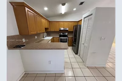 8273 NW 188th Ter, Hialeah, FL 33015 - Photo 3