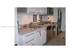 185 SW 7th St, Miami, FL 33130 - Photo 5