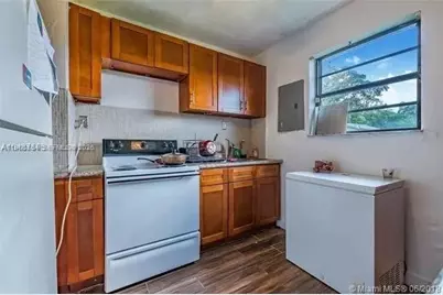 26420 SW 138th Ct, Homestead, FL 33032 - Photo 5