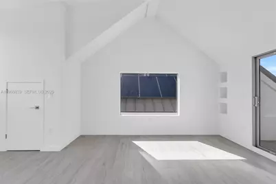 3204 Plaza St, Miami, FL 33133 - Photo 21