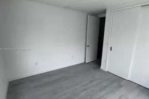 3204 Plaza St, Miami, FL 33133 - Photo 11