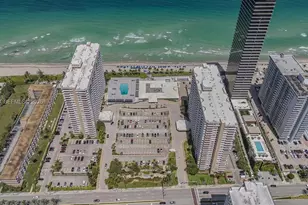 1950 S Ocean Dr, Hallandale Beach, FL 33009 - Photo 37