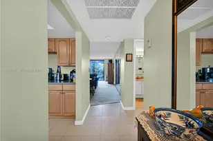 1101 Colony Point Cir, Pembroke Pines, FL 33026 - Photo 11