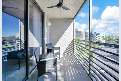 1101 Colony Point Cir #422, Pembroke Pines, FL 33026 - Photo 25