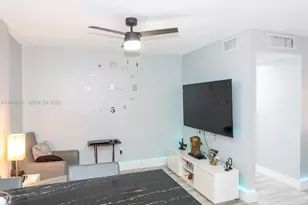 6190 W 19th Ave, Hialeah, FL 33012 - Photo 3