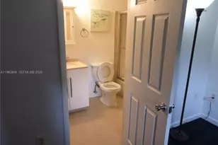 10835 SW 112th Ave, Miami, FL 33176 - Photo 13