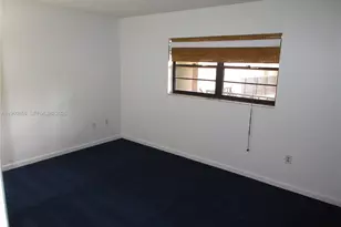 10835 SW 112th Ave, Miami, FL 33176 - Photo 11