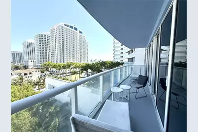 3101 Bayshore Dr #704, Fort Lauderdale, FL 33304 - Photo 7