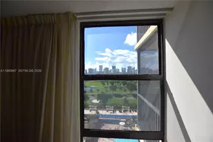 20301 W Country Club Dr, Aventura, FL 33180 - Photo 17