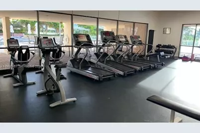 20301 W Country Club Dr #1425, Aventura, FL 33180 - Photo 57