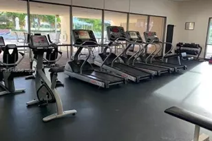 20301 W Country Club Dr, Aventura, FL 33180 - Photo 57