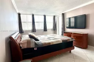 1904 S Ocean Dr, Hallandale Beach, FL 33009 - Photo 33