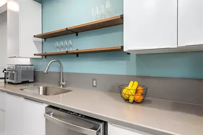 1840 Jefferson Ave #302, Miami Beach, FL 33139 - Photo 9