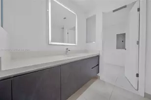 851 NE 1st Ave, Miami, FL 33132 - Photo 21