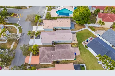 2627 SW 177th Ave, Miramar, FL 33029 - Photo 25