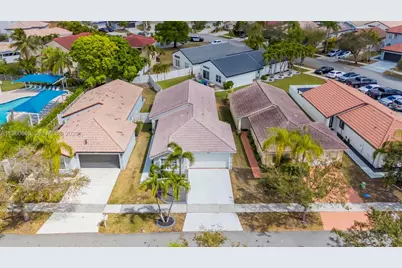 2627 SW 177th Ave, Miramar, FL 33029 - Photo 21