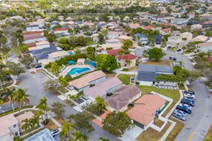 2627 SW 177th Ave, Miramar, FL 33029 - Photo 23