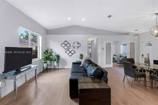 2627 SW 177th Ave, Miramar, FL 33029 - Photo 9