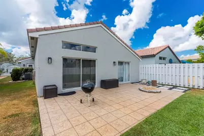 2627 SW 177th Ave, Miramar, FL 33029 - Photo 19