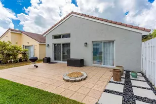 2627 SW 177th Ave, Miramar, FL 33029 - Photo 17